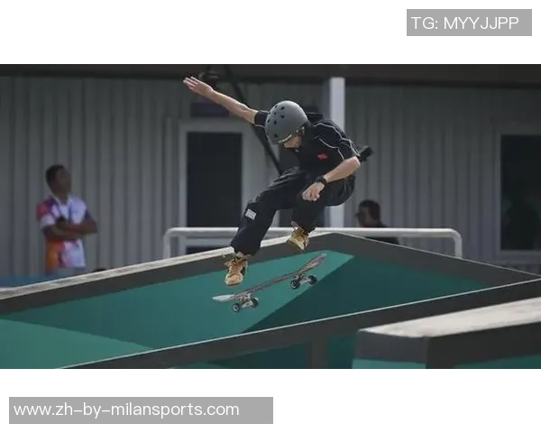 重庆攀岩队在世界滑板锦标赛中以82分稳居积分榜首位